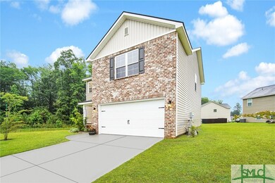 Front right exterior view, cul de sac lot