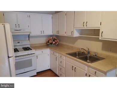 207 E Broad St, Palmyra, NJ 08065 - photo 5