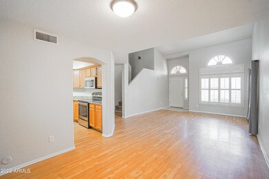 985 E Princeton Ave, Gilbert, AZ 85234 - photo 5