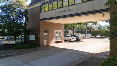 696 Mowbray Arch unit 420, Norfolk, VA 23507 - photo 5