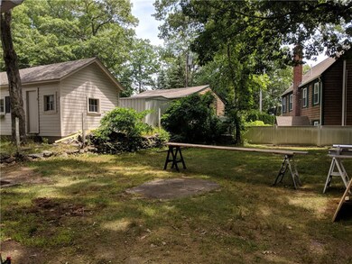 52 Smith Ave, Greenville, RI 02828 - photo 3