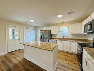 118 Orchard Cir, Fitzgerald, GA 31750 - photo 6