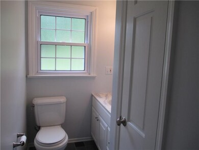 Partial Bath.