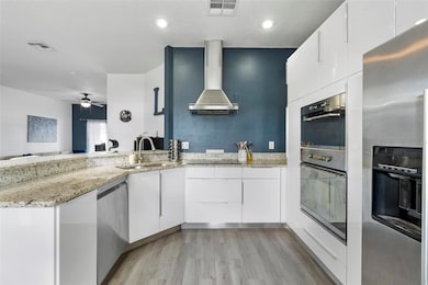 4333 Waterside Pointe Cir, Orlando, FL 32829 - photo 3