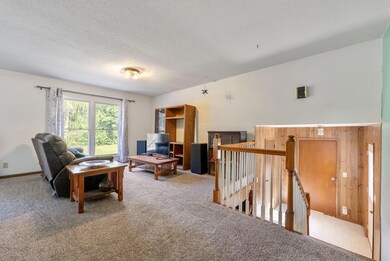 7-web-or-mls-2722 Spinning Wheel Ct-3