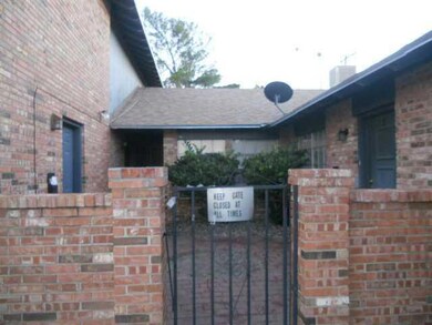 10514 Ashwood Dr, El Paso, TX 79935 - photo 3