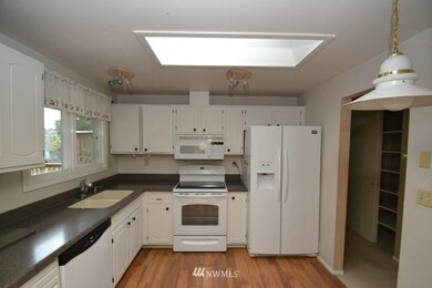 24702 13th Ave S, Des Moines, WA 98198 - photo 2