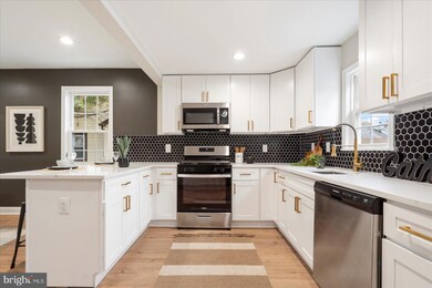 2611 Roselawn Ave, Baltimore, MD 21214 - photo 7