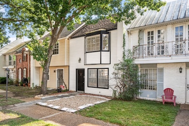 1257 Witte Rd unit 16, Houston, TX 77055 - photo 2