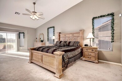 mASTER bEDROOM150th (25)