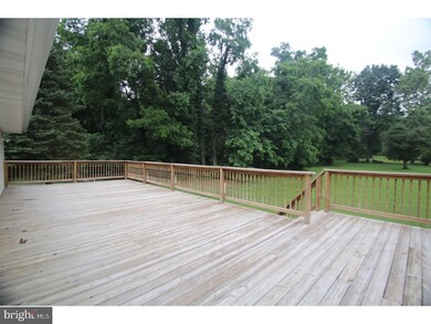 2513 Leiszs Bridge Rd, Reading, PA 19605 - photo 6