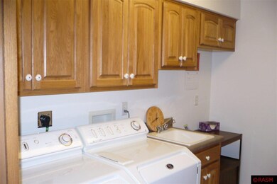 44 Cedar Dr, New Ulm, MN 56073 - photo 5