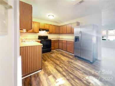 270 N Kelly St unit 270, Statesville, NC 28677 - photo 7