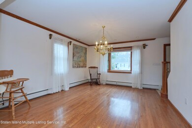 433 Richard Avenue