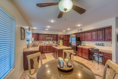 012_Dining and Kitchen