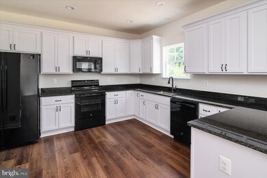 246 N Marlyn Ave, Essex, MD 21221 - photo 7