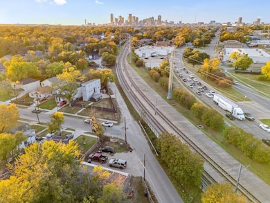 3332 Rutledge St, Dallas, TX 75215 - photo 3