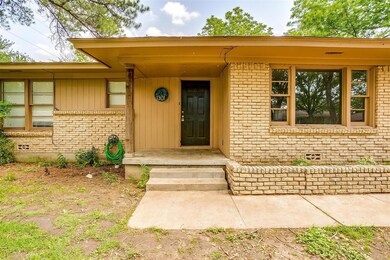 1301 Southern Blvd, Cleburne, TX 76033 - photo 2