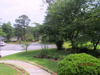 1900 Birchwood Way, Macon, GA 31211 - photo 4