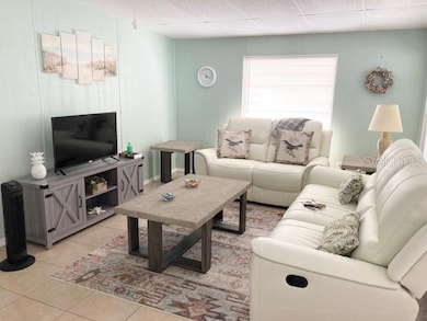 110 E Saint Lucia Loop, Apollo Beach, FL 33572 - photo 5