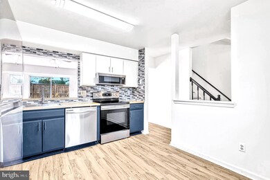 311 Lancaster Square, Sterling, VA 20164 - photo 6