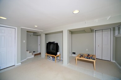 1210 E Evergreen St, Wheaton, IL 60187 - photo 5