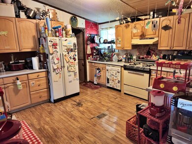 402 Stevens Ave, Park Rapids, MN 56470 - photo 6