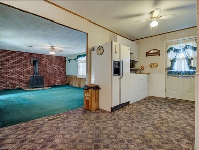 2621 E 40th St, Lorain, OH 44055 - photo 7