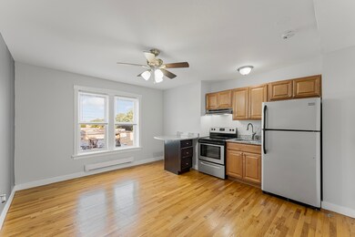 7450 N Greenview Ave unit 76, Chicago, IL 60626 - photo 2