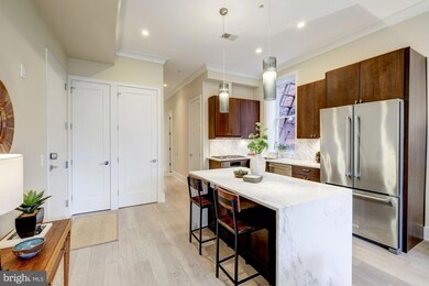 1304 Rhode Island Ave NW unit 4, Washington, DC 20005 - photo 2