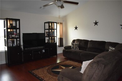 228 S Beckingham Dr, Brunswick, GA 31525 - photo 5