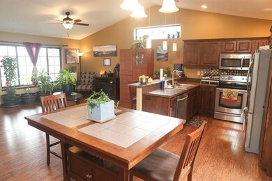 3714 Keystone Cir, Spirit Lake, IA 51360 - photo 6