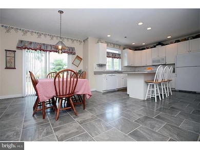 16 Woodsview Dr, Garnet Valley, PA 19060 - photo 2