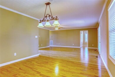 Dining area to living rm.