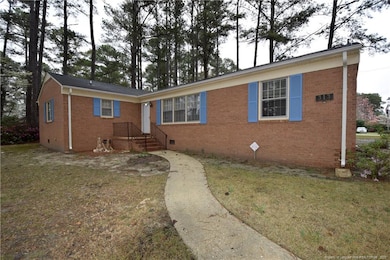 313 S McPherson Church Rd, Fayetteville, NC 28303 - photo 2