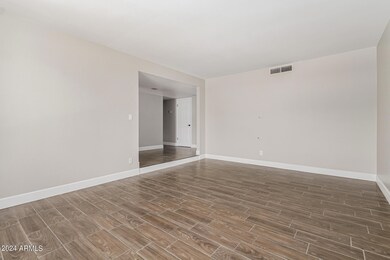 829 W Keating Ave, Mesa, AZ 85210 - photo 7