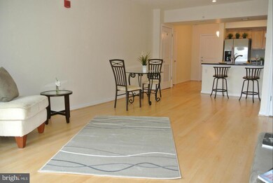 The Aurora Condominiums unit 708, Silver Spring, MD 20910 - photo 4