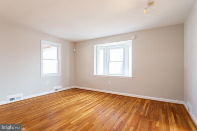 1321 Meridene Dr, Baltimore, MD 21239 - photo 3