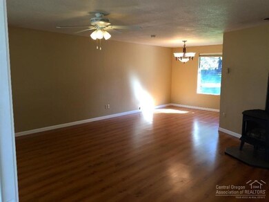 20787 Canterbury Ct, Bend, OR 97702 - photo 3