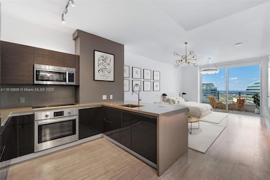 The Bond At Brickell unit 3705, Miami, FL 33131 - photo 2