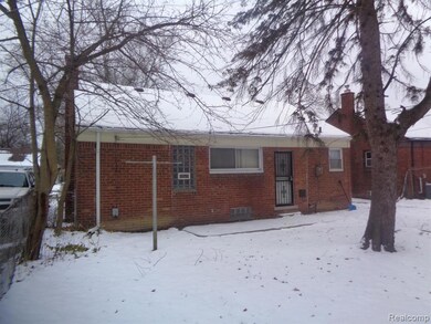 19695 Riverview St, Detroit, MI 48219 - photo 2