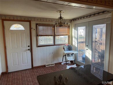 11 W Elm St, Aviston, IL 62216 - photo 3