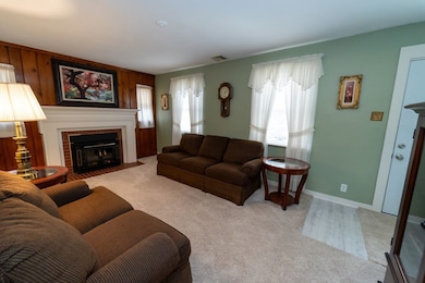 1446 Kinmount St, Pittsburgh, PA 15205 - photo 5