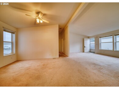 Living Room/Dining Room