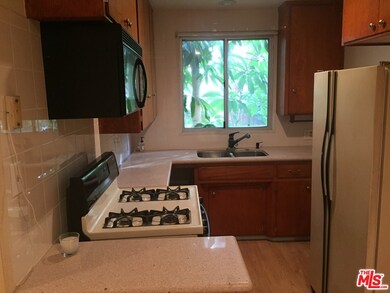 kitchen photo 2