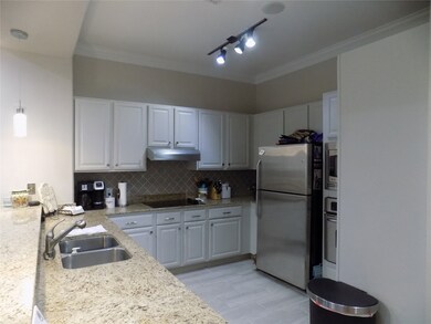 Updated kitchen with new backsplash