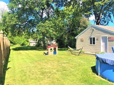 131 Warner Ave, North Tonawanda, NY 14120 - photo 5