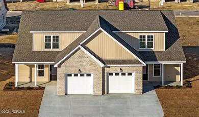 828 Sarah Rebecca Dr unit B, Greenville, NC 27834 - photo 2