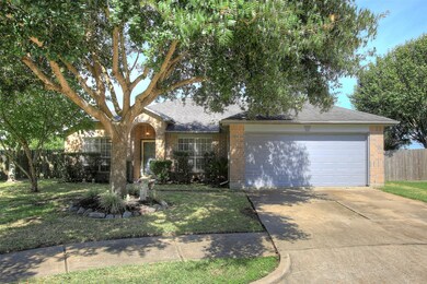 3502 Stonegate Cir, Pearland, TX 77584 - photo 2