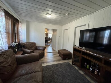 20 Riverside St, Brockton, MA 02302 - photo 4